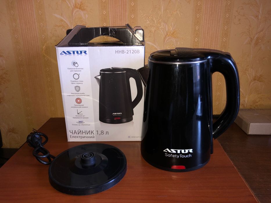 електричний чайник Astor HHB-2120B  2000вт
