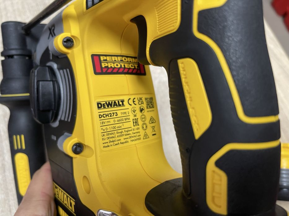 Dewalt DCH273 / безщітковий перфоратор Девольт