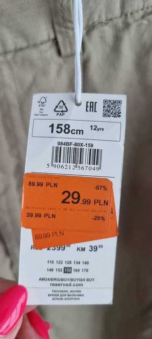 Bawełniane spodnie chino Reserved r.158