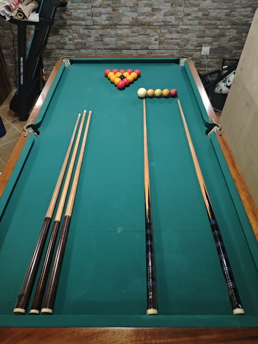 Mesa de Bilhar + Tampo + Acessórios — 750€ (Negociável)