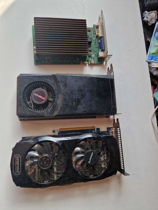 Karty graficzne Gv-n560oc-1gi, 9600gt i...