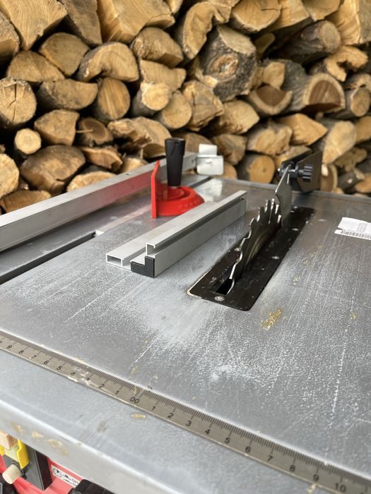 Циркулярная пила Einhell TC-TS 8