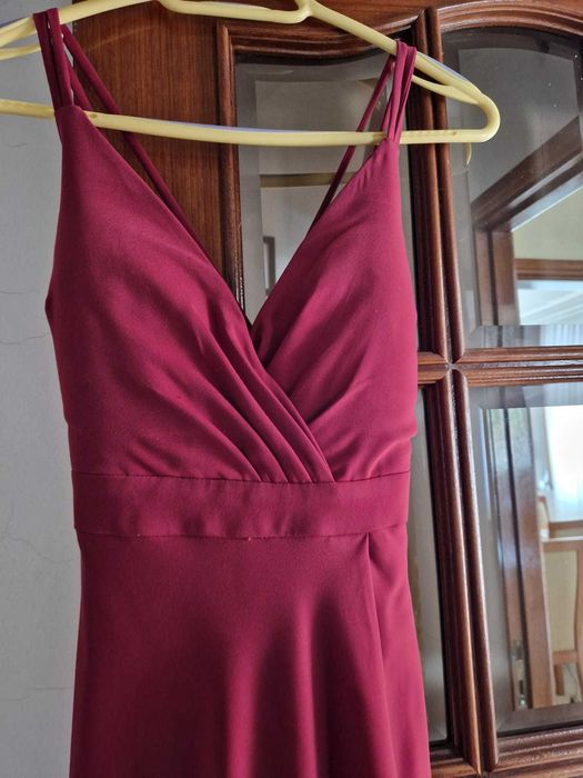 vestido de cerimónia Comprido Vermelho Bordô