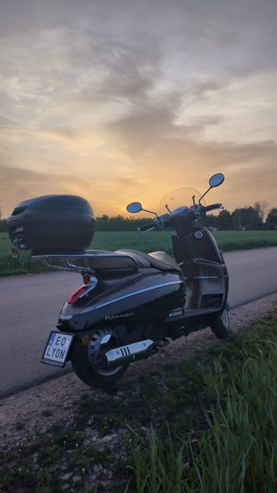 Skuter Peugeot Django 125 Allure (Vespa)