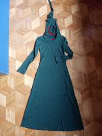 Sukienka długa z kapturem butelkowa zieleń M bawełna
