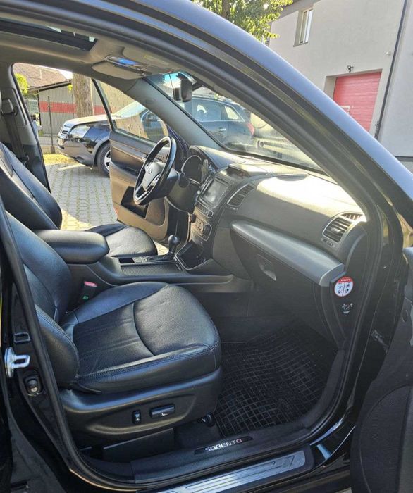 Автомобіль з Європи Kia Sorento  2012  2.2