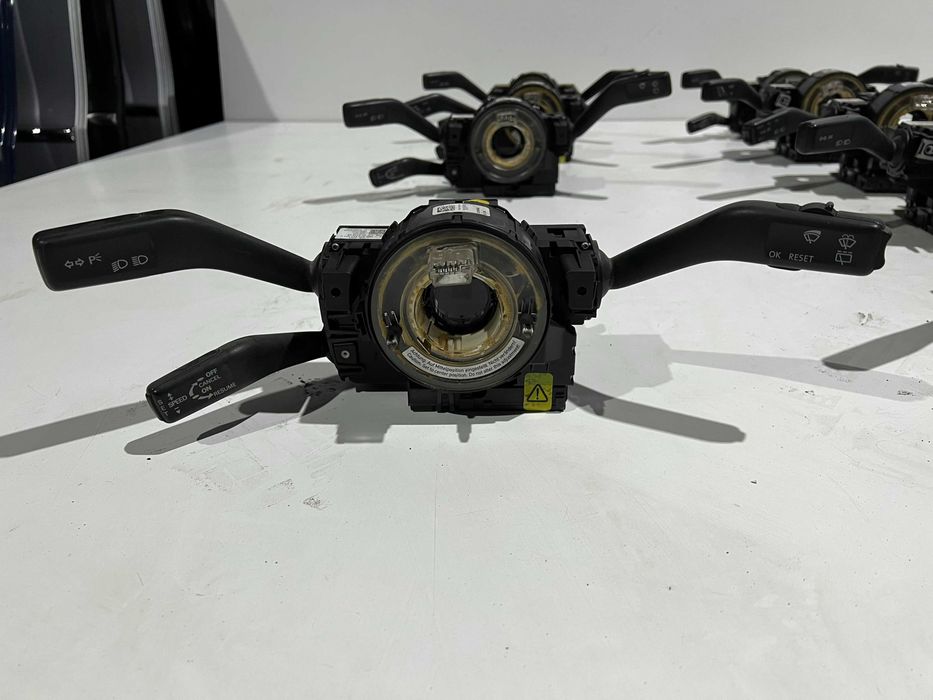 Подрулевой переключатель Skoda A5 Golf 5 Passat B6 гитара шлейф руля