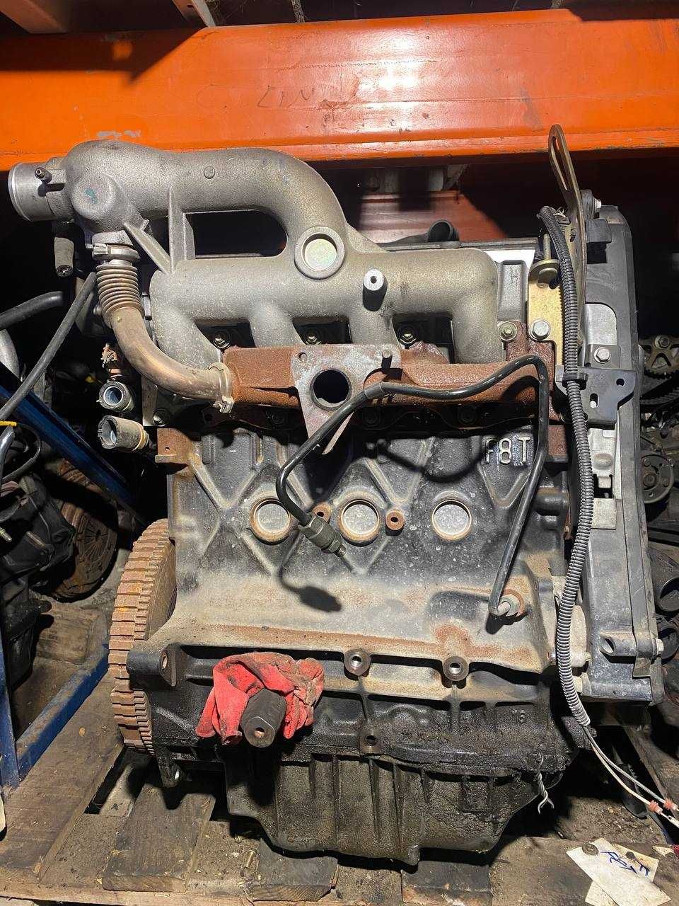 Мотор Двигун Renault Scenic, RX4, Megane, Laguna 1.9 F8T 732, 733, 740