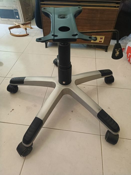 Vendo pé de cadeira