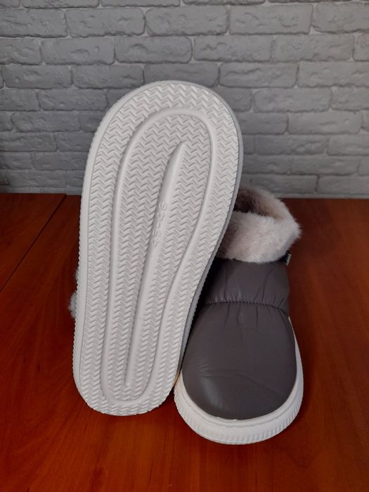 Мужские  дутики слипоны зимние