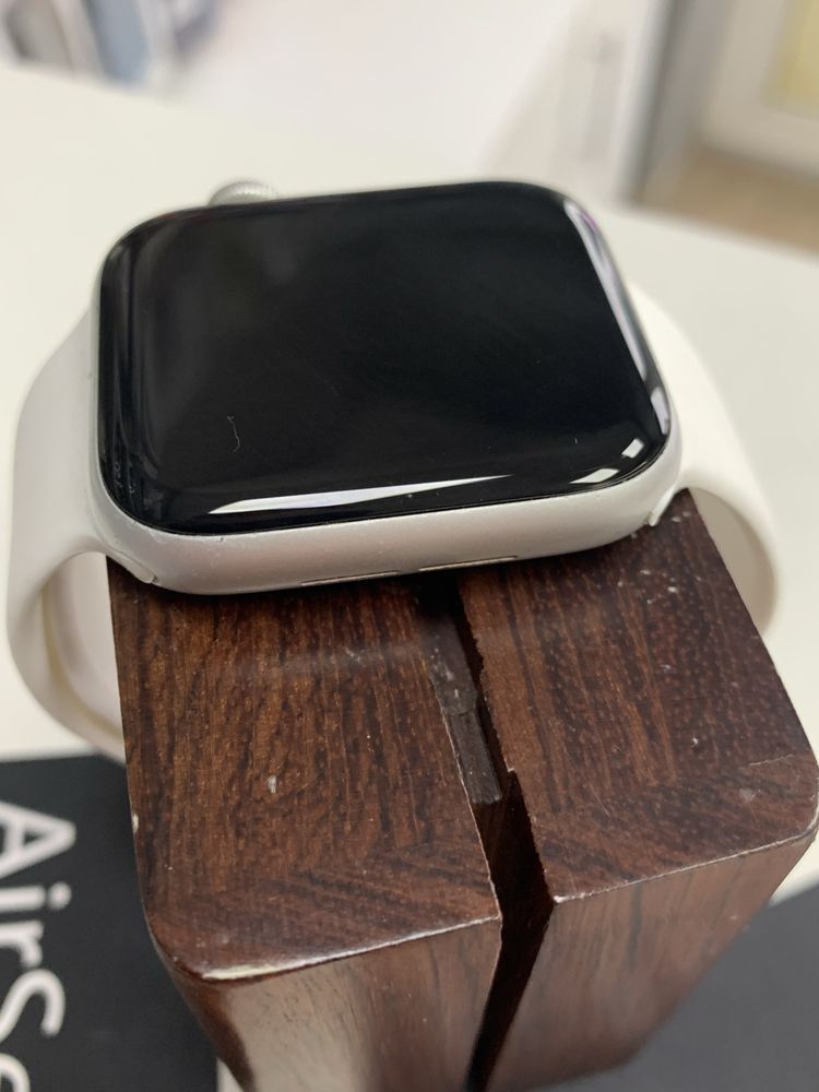 Оригінальні apple watch series 5 44 mm silver