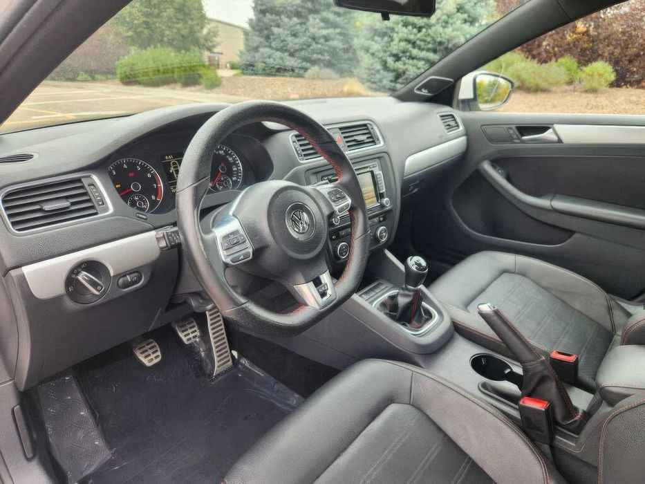 Volkswagen Jetta GLI Autobahn      2014