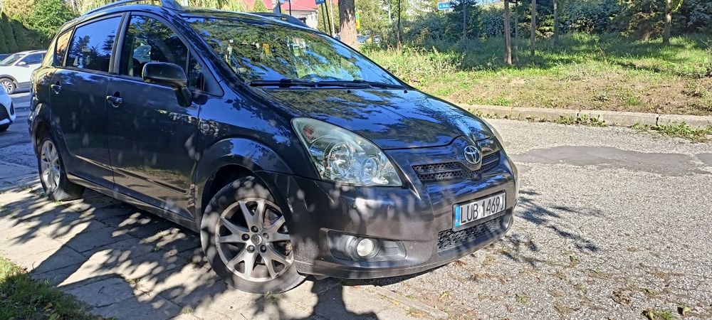 Toyota Corolla Verso 2.2  136km