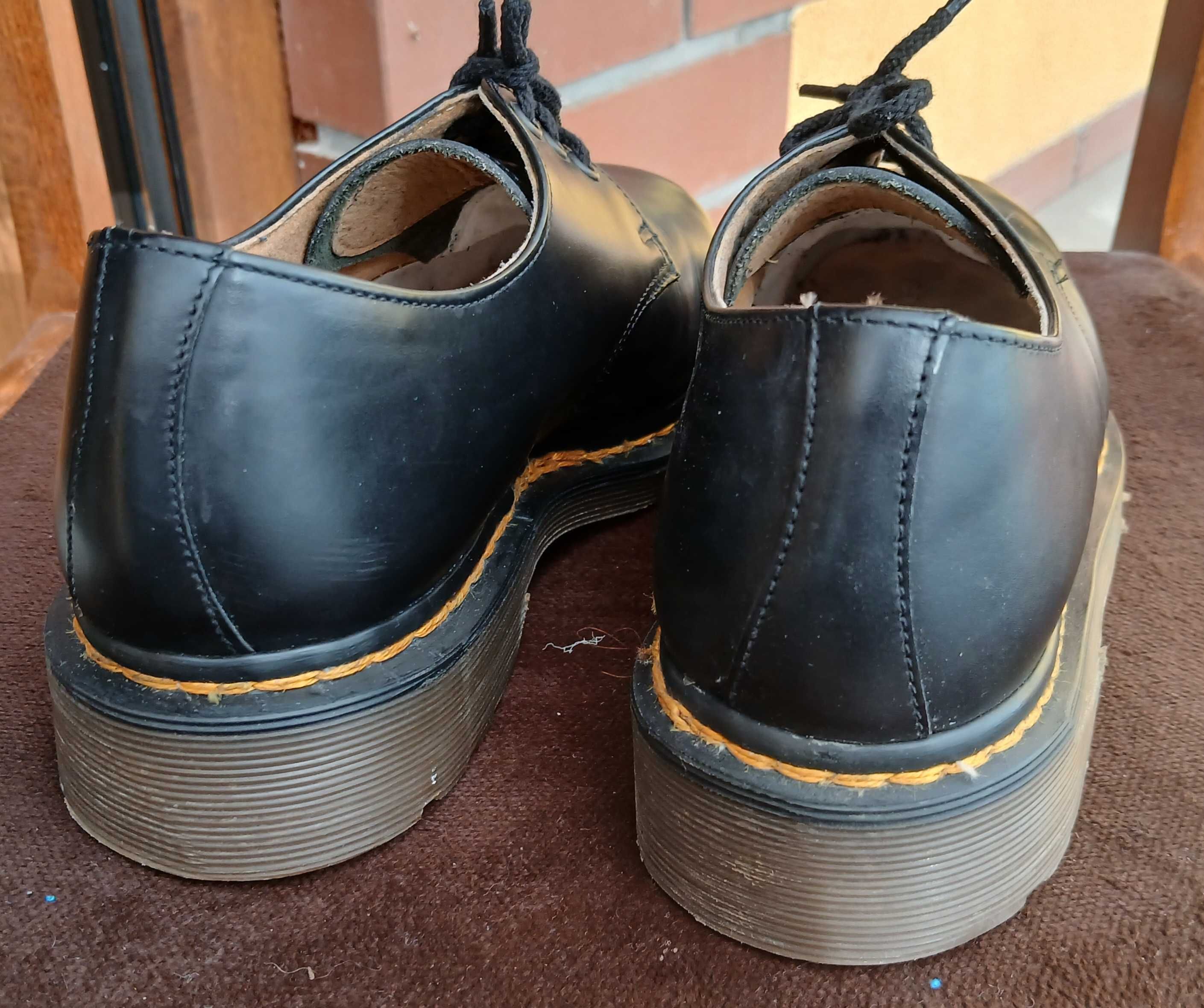 Martens 1925, made in england, rozmiar 6