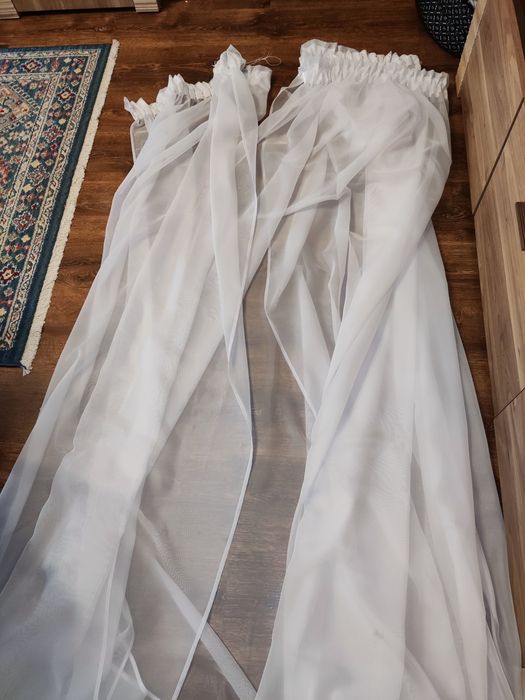 Śnieżnobiałe firanki komplet