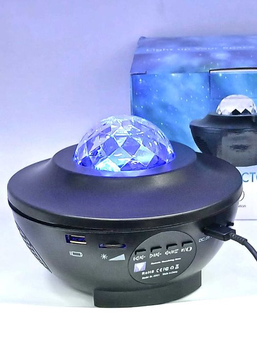 Projetor de Luz com Coluna de Som e Comando (NOVOS)