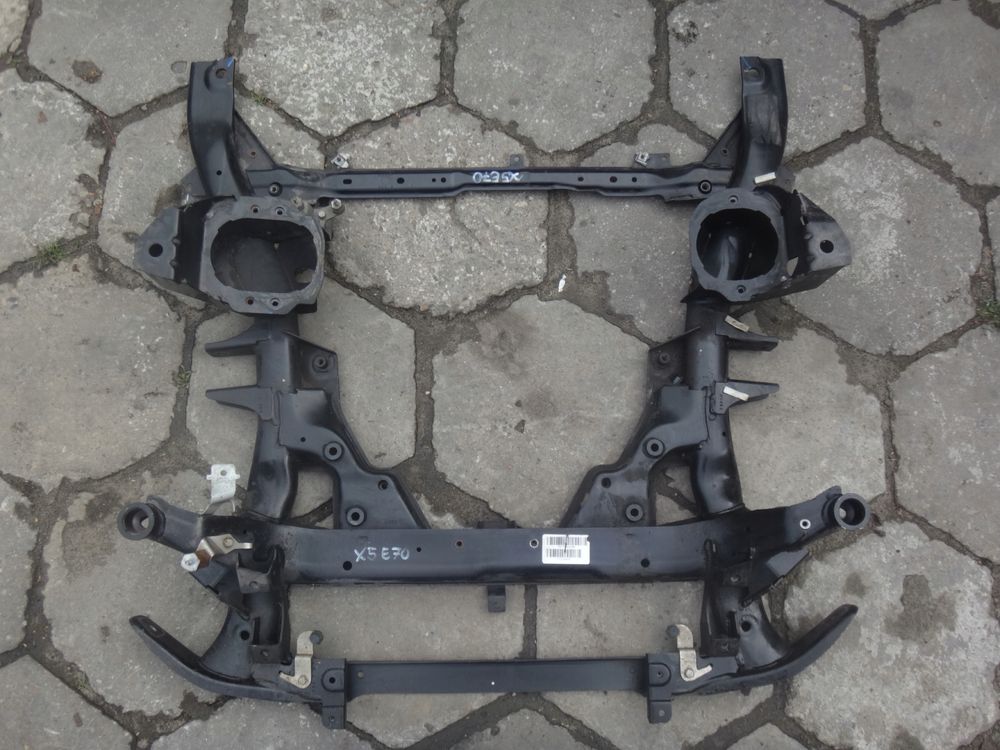Подрамник Бмв е90 е65 Е60 e66 e61 F10 F11 підрамник балка РАЗБОРКА Bmw