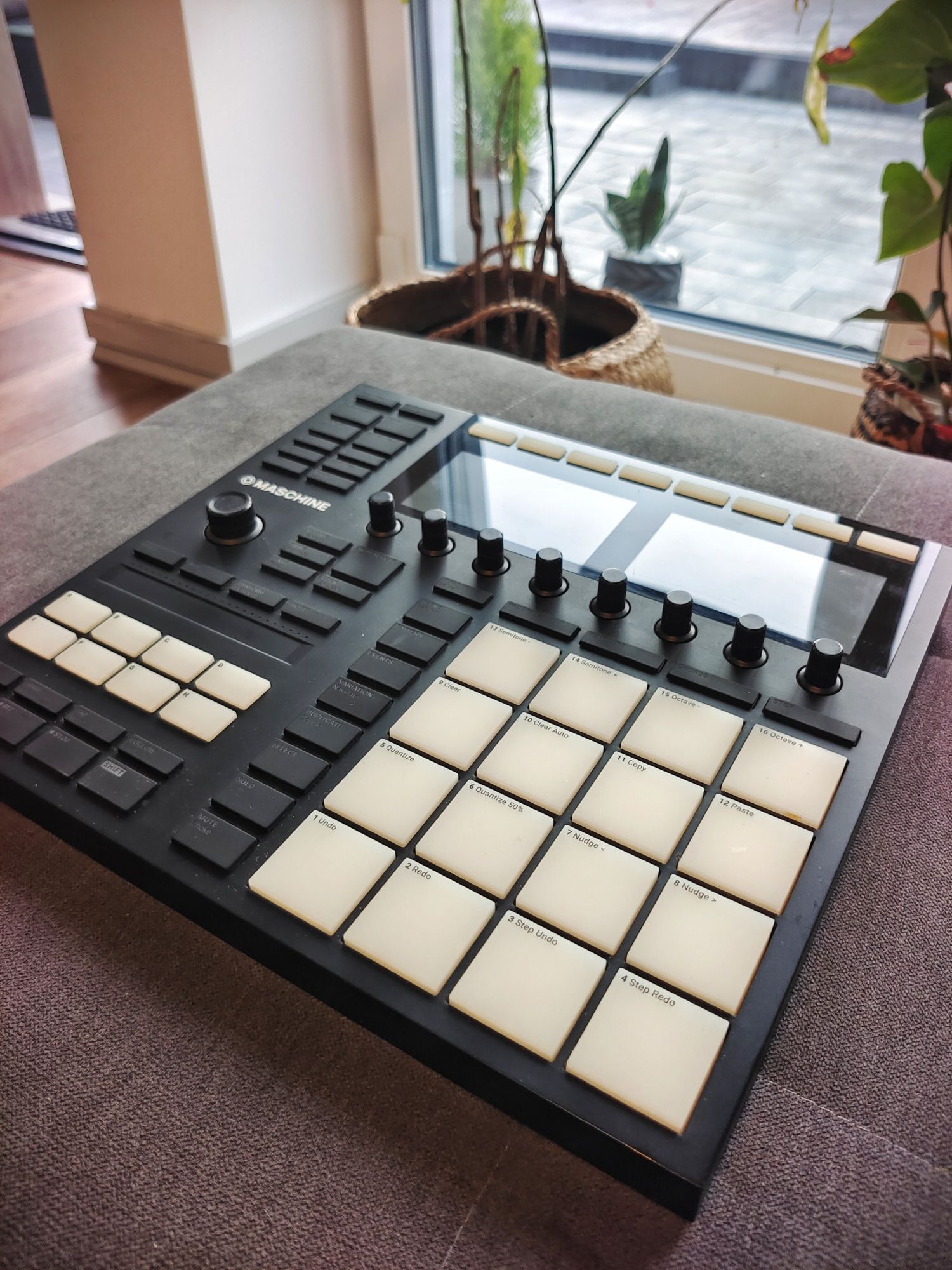 Native Instrument MK3