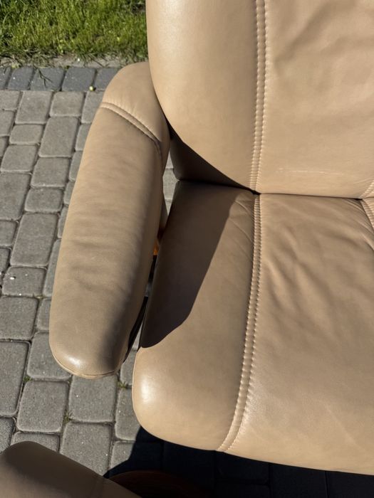 Крісло реклайнер Stressles (00104) офісне крісло шкіряне крісло