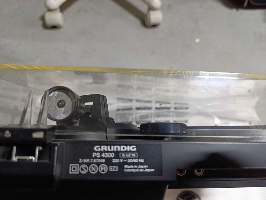 Gira discos Grundig PS 4300