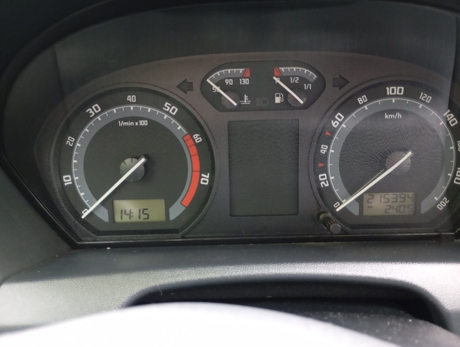 Шкода Фабія 1.4 v16