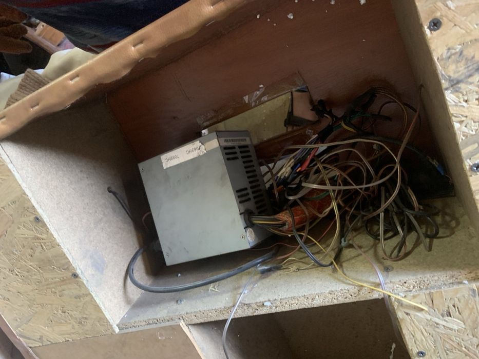 Розпродаж торгівельний стенд для автомобільноі акустики