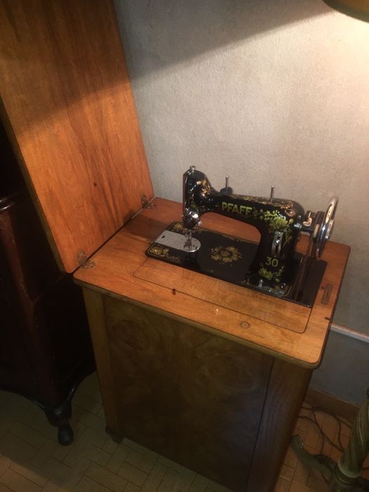 Maquina costura PFAFF 30 antiga