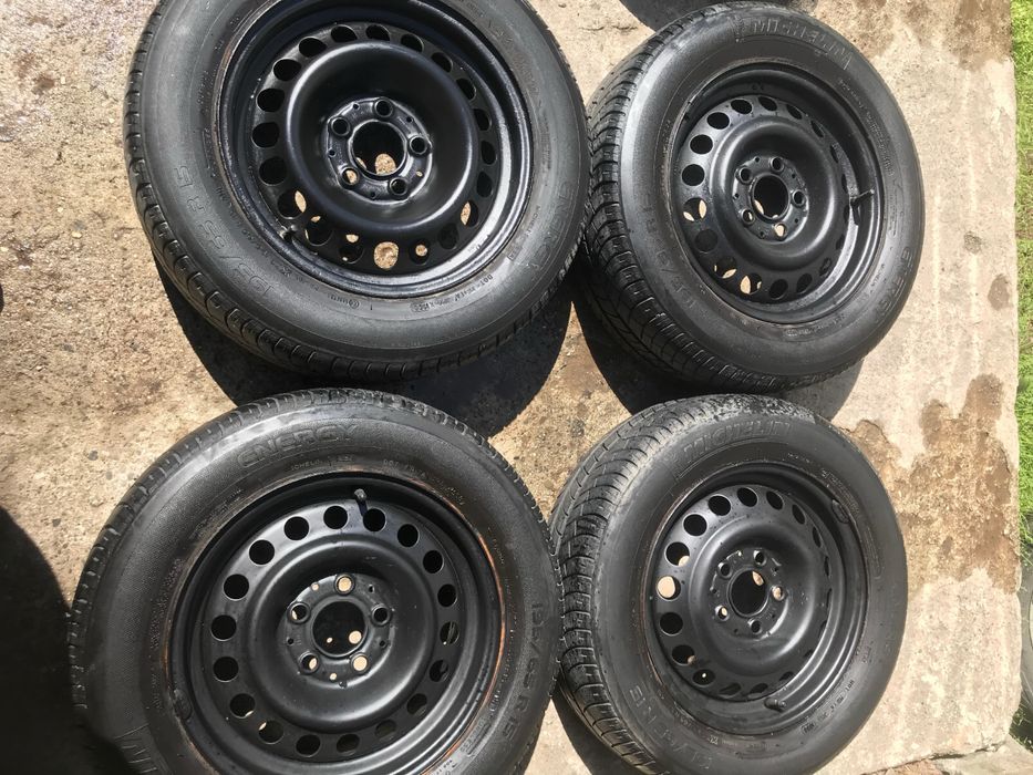 Felgi stalowe z oponami 195/65 R.15 Mercedes W124