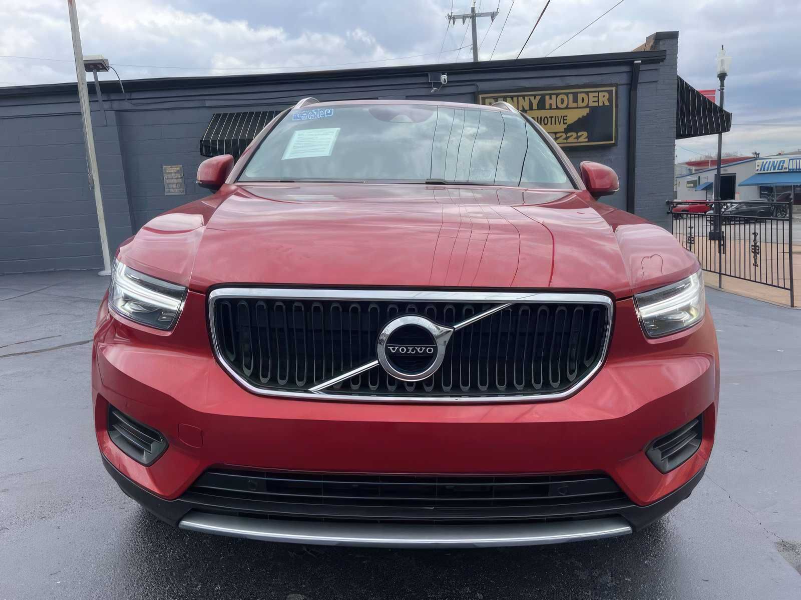 2019 Volvo XC40 T4 Momentum