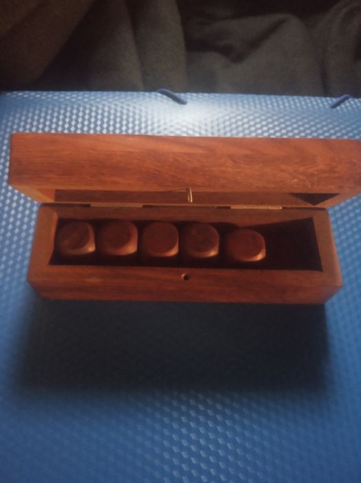 шкатулки из розового дерева