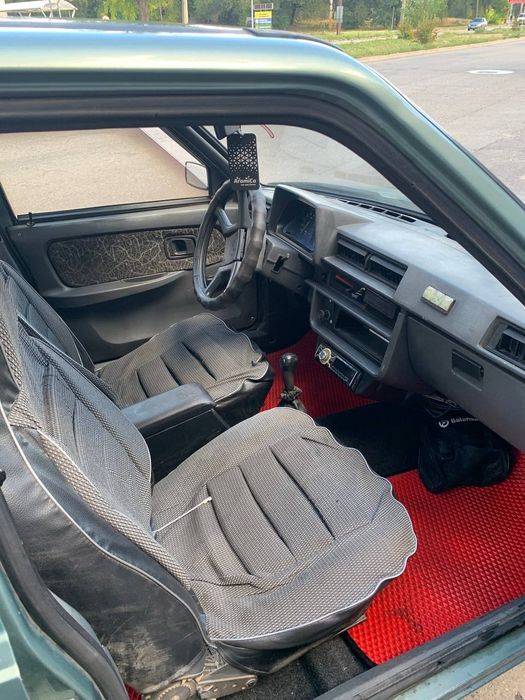 Продам Славуту инжектор.