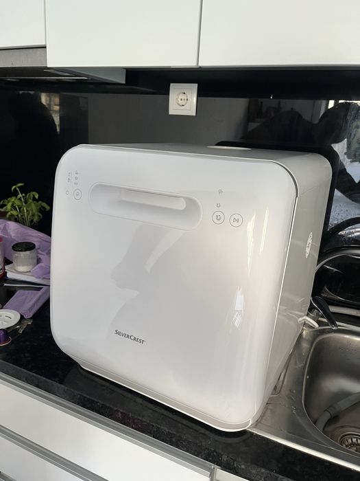 Máquina da loiça portátil SilverCrest 6 conjuntos como nova