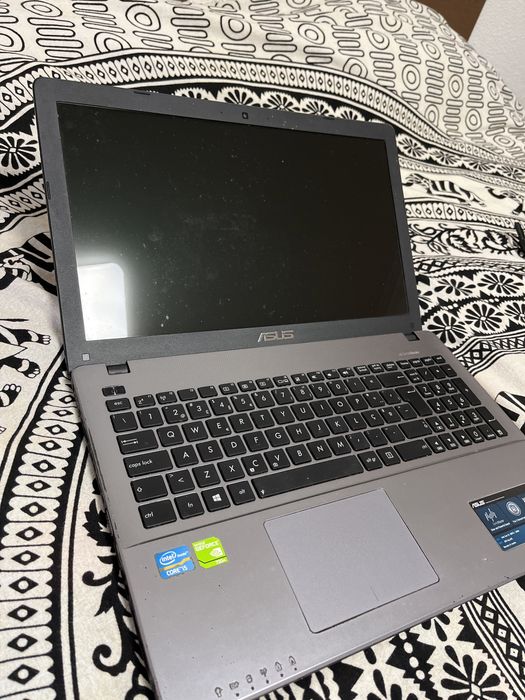 Portatil Asus K550C