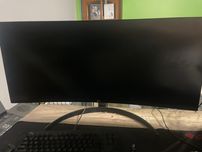 LG UltraWide Monitor curved