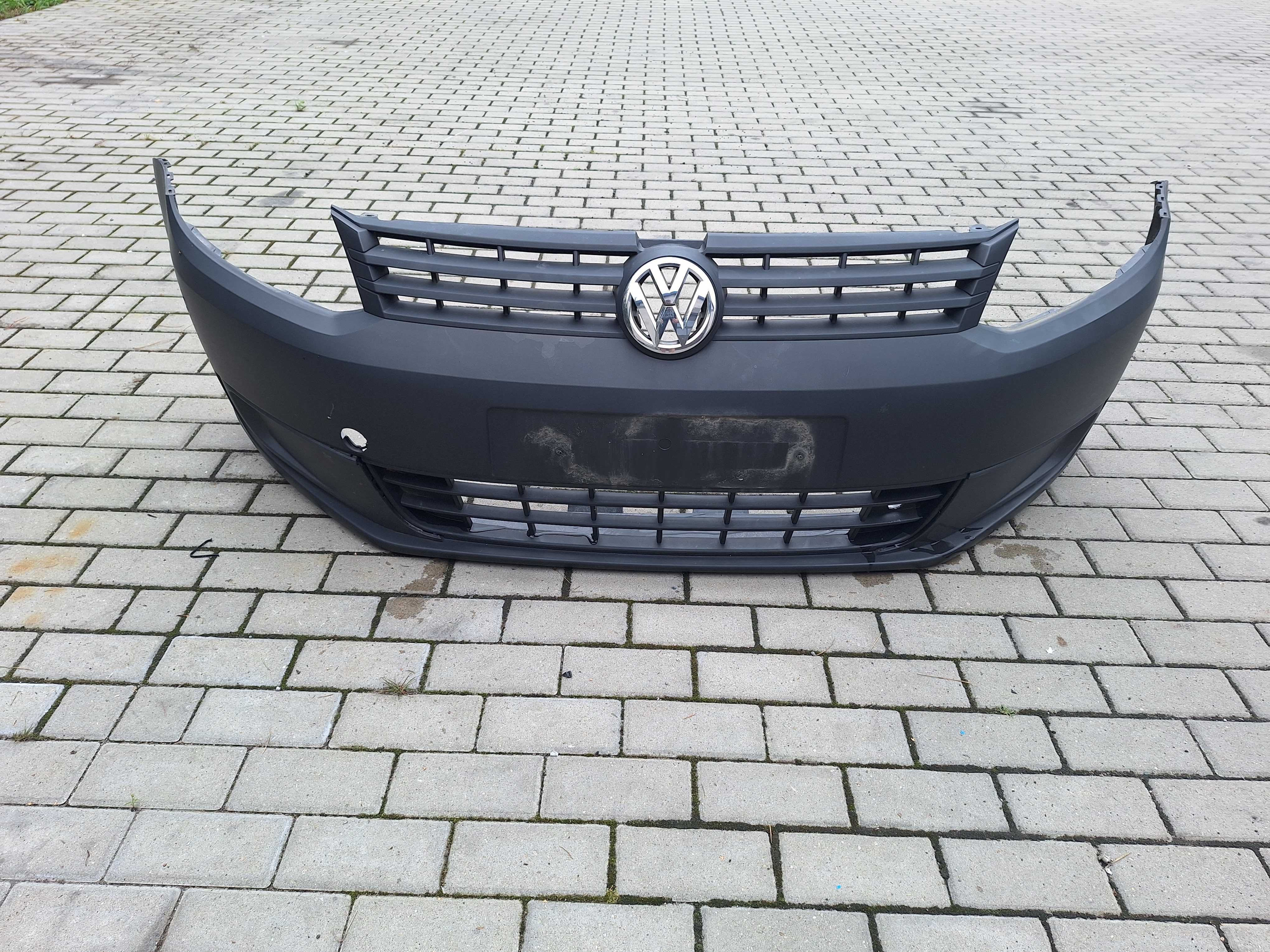 Zderzak przedni vw caddy 2k 10-