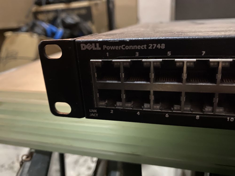 Коммутатор Dell PowerConnect 2748