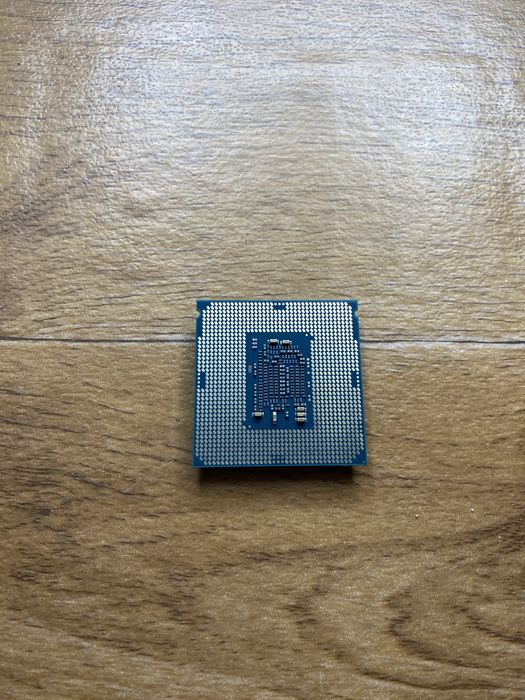 Процессор intel core i7 6700 4 ядра 8 потоков 4.0 Ггц частота идеал