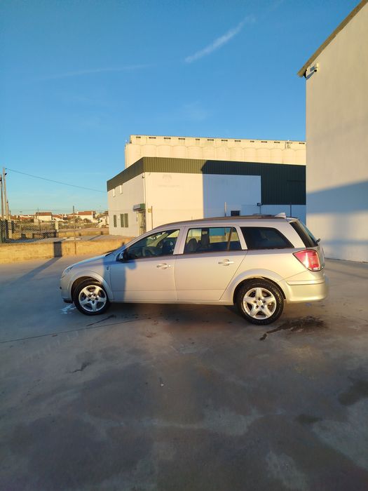 Opel Astra H caravan