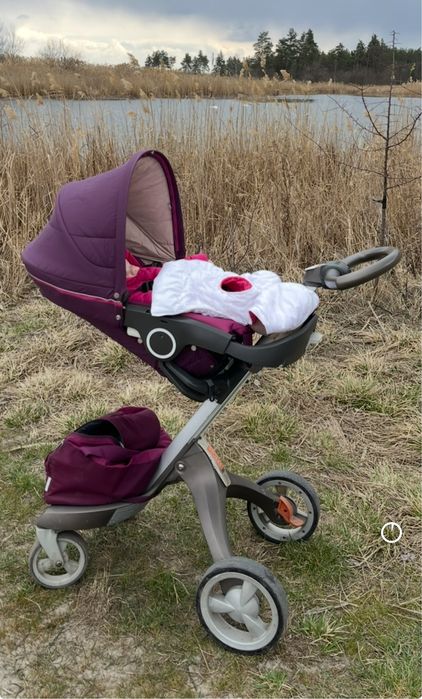 Stokke коляска 3 в 1 зі всіма чохлами та аксесуарами