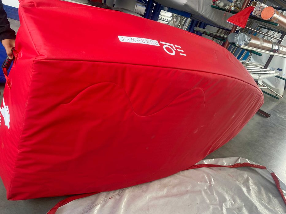 Pokrowiec dół ELO Young . Ekonomiczny do łódki Optimist.