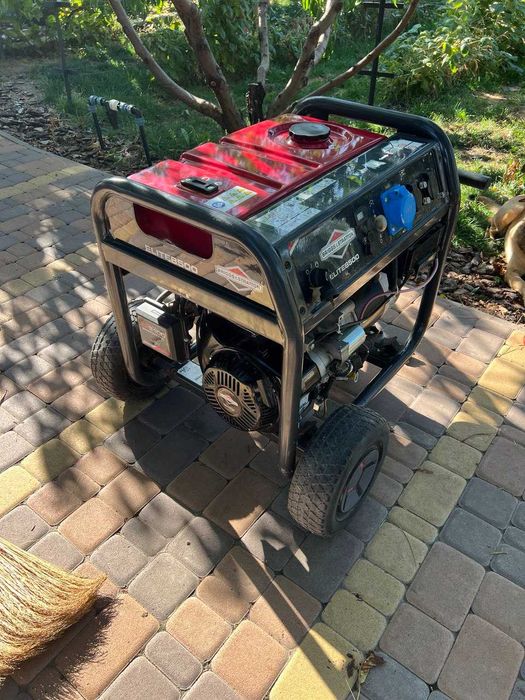 Бензиновий генератор Briggs & Stratton® Elite 8500