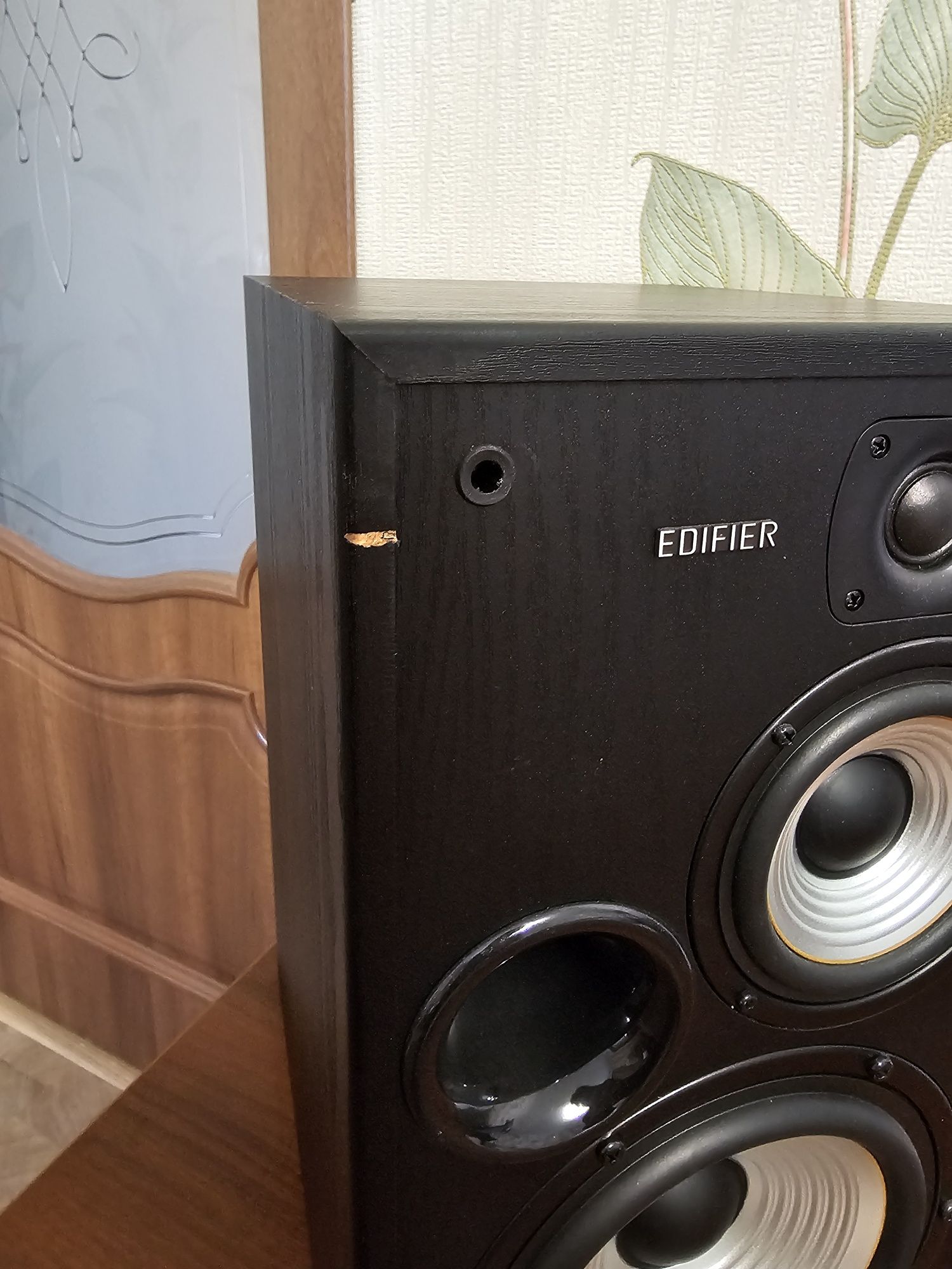 Edifier R2730db + сабвуфер Edifier T5