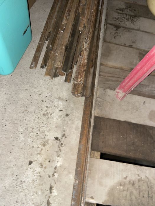 Продам б/у метал