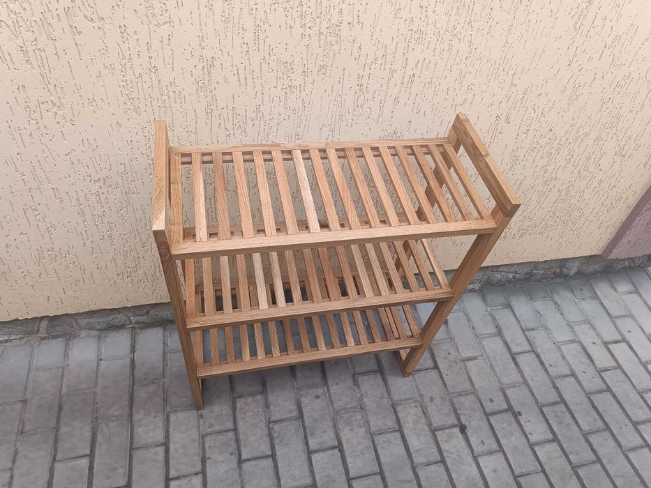 Полка для взуття, полиця для взуття, підставка для взуття.