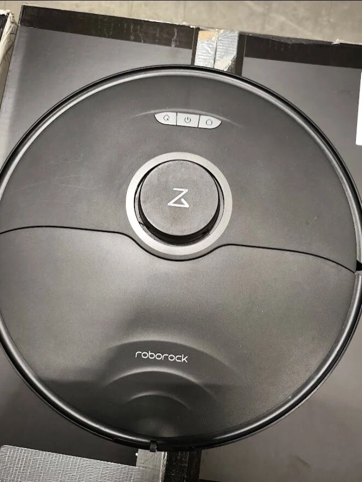 Продаю робот-пилосос Roborock S8 MaxV Ultra

Станція 5в1

Камера+LiDA