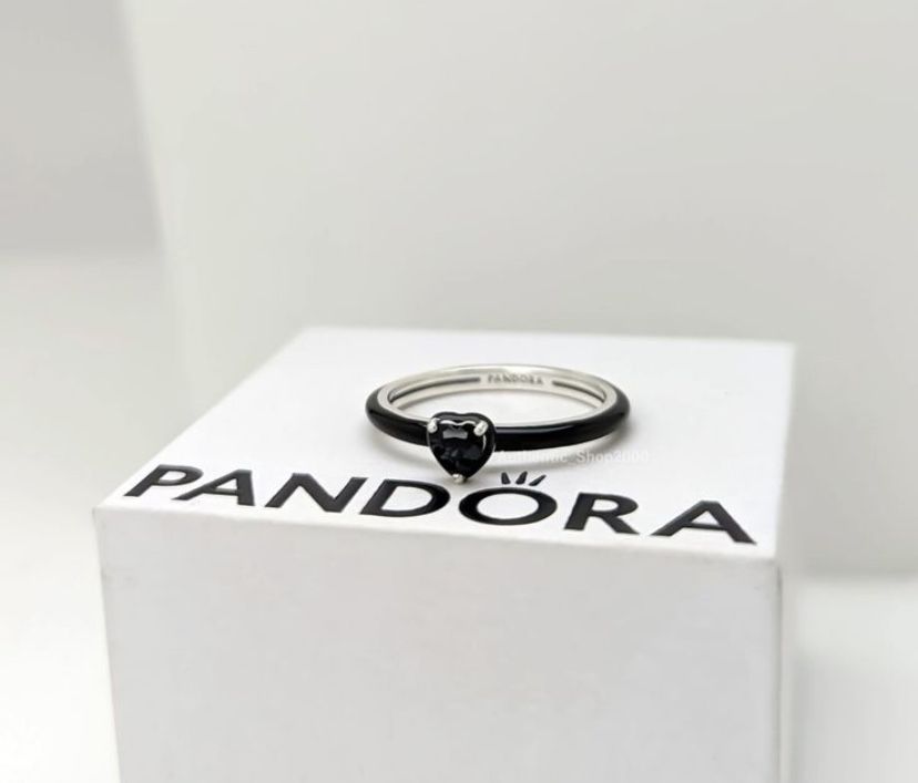 Каблучка Pandora