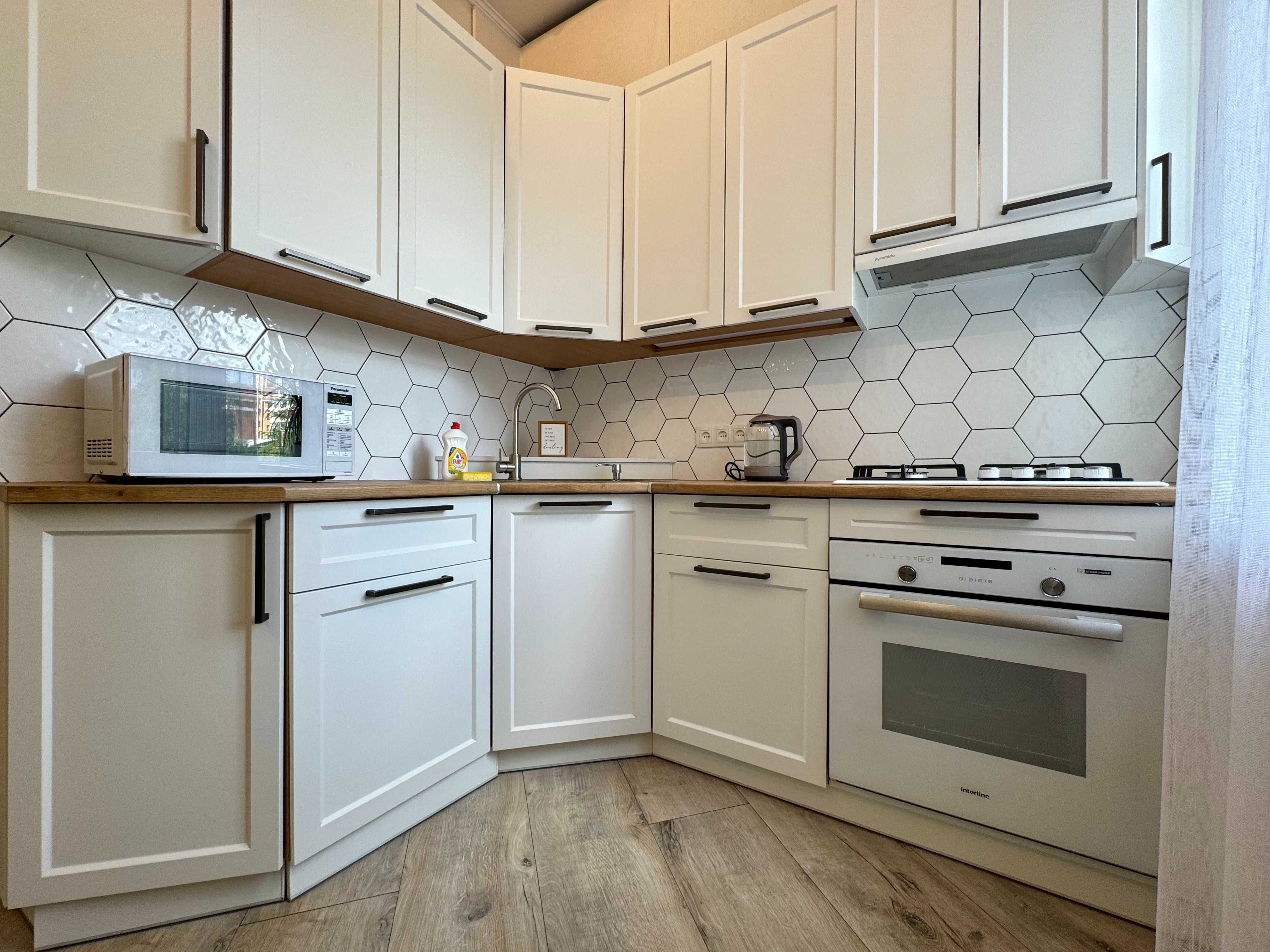 ApartPoltava 3-кім. FAMILY до 8 спал. міс. ЦЕНТР ресторан Peperonchino