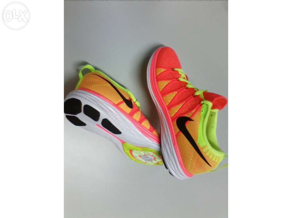 Nike Flyknit Lunar n.º 41 - novas e originais RUNNING - PROMOÇÃO