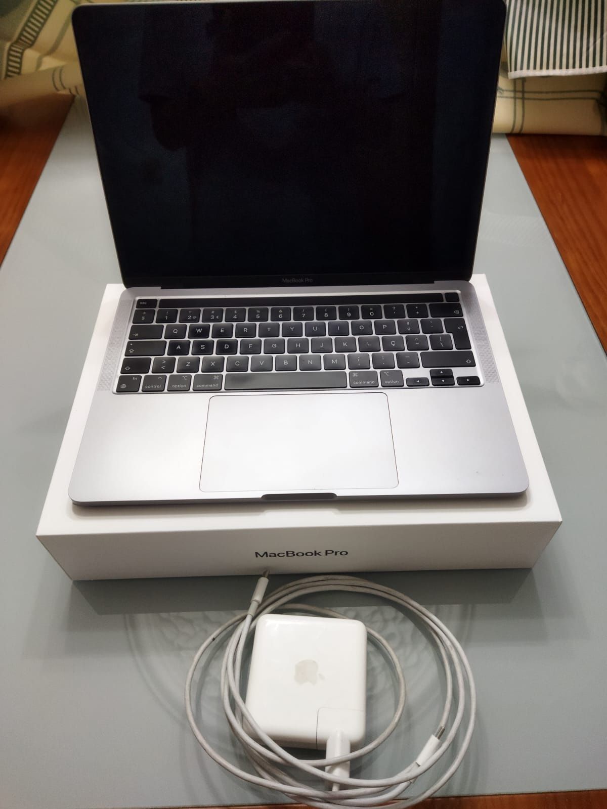 Pouco uso - Macbook Pro 13- Inch