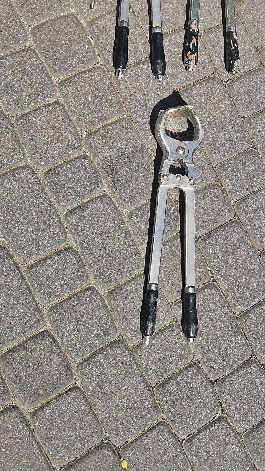 Szczypce kastracyjne dla byków i koni. Kastrator